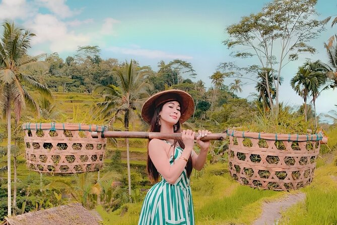 Bali Tour : Best Attractions in Ubud with Rice Terrace - Stop 2: Elephant Cave (temple complex) and the calm between hotspots