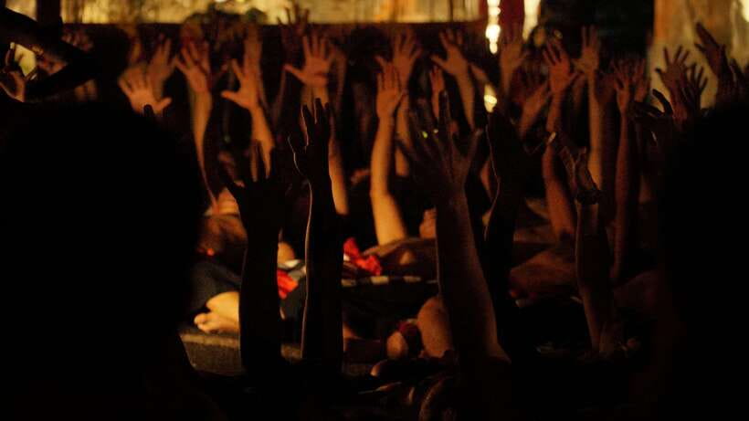 Bali: Ubud Kecak and Fire Dance Show Tickets - The Language Factor: Chanting Without Translation