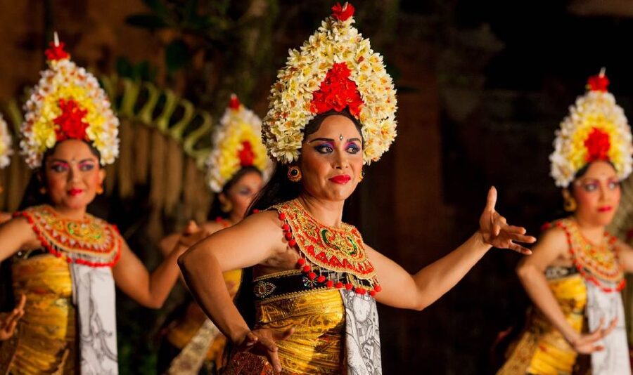 Bali: Ubud Palace Legong Dance Show Ticket - Legong Kraton at Ubud Palace: what you’re really watching