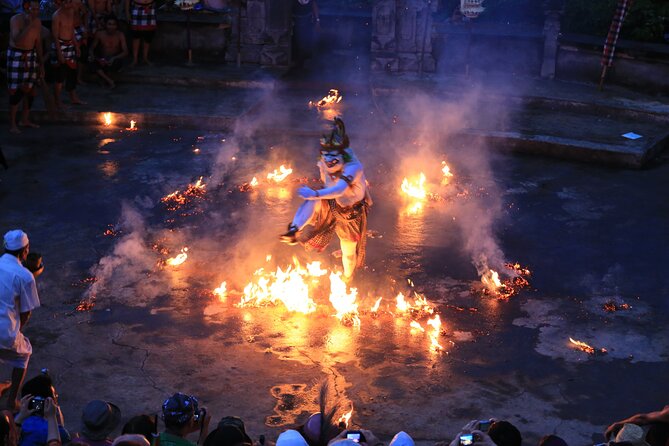 Bali: Uluwatu Kecak Dance Show, Bali Temple, and Lobster Dinner - Jimbaran Bay seafood BBQ: the meal that usually earns the praise