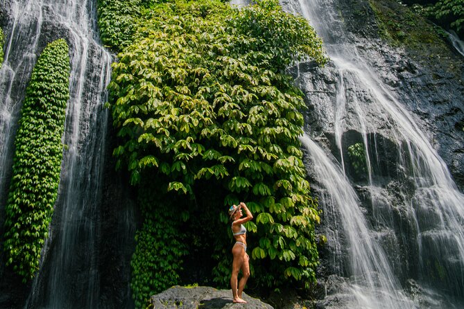 Bali Waterfall Tour – Hidden Spot All Inclusive Private Day Trip - Stop 3: Banyu Wana Amertha’s mossy rock formations and hidden waterfalls