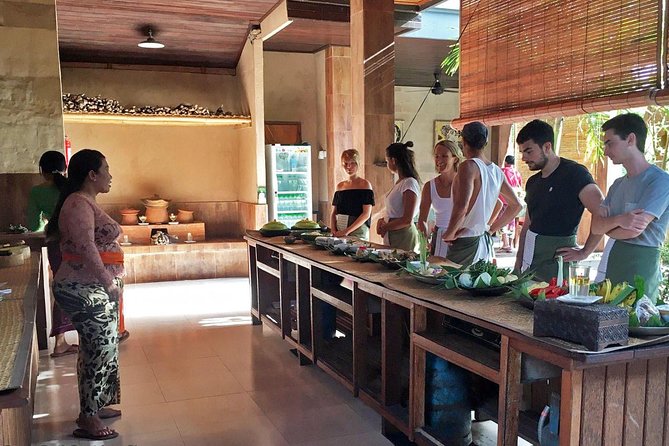 Balinese Cooking class with traditional morning market visit - Laplapan and the canang offerings: the culture lesson you actually practice