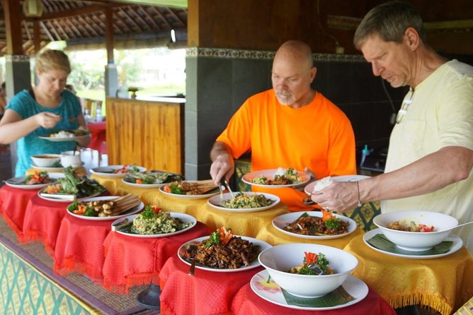 Balinese Traditional Food Cooking Class with Ubud Monkey Forest and SPA - What the Sacred Monkey Forest Sanctuary Adds to the Day