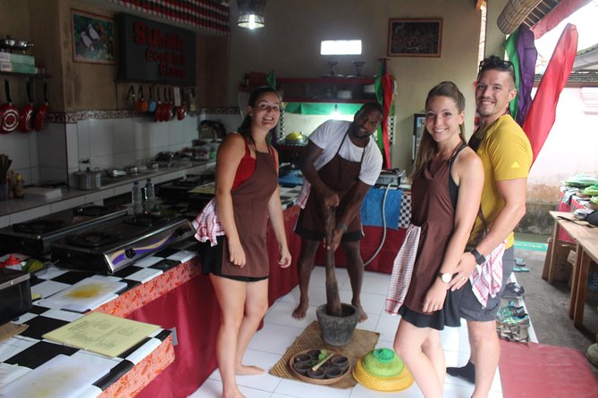 Balinese Ubud cooking school (9 Dish Cooking and Market Tour) - Who should book this, and who might skip