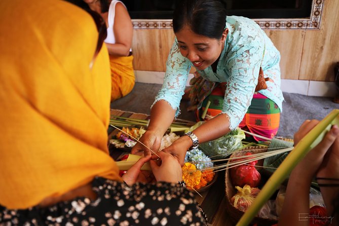 Balinese Village Experience - Lunch at a scenic warung: comfort food with local context