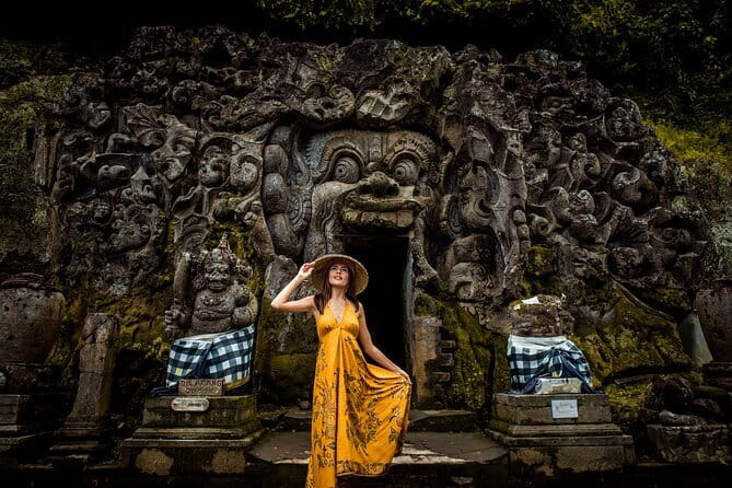 Banyumala Waterfall, Jatiluwih, Ulun Danu and Tanah Lot tours - Getting there comfortably: pickup, private vehicle, and pacing