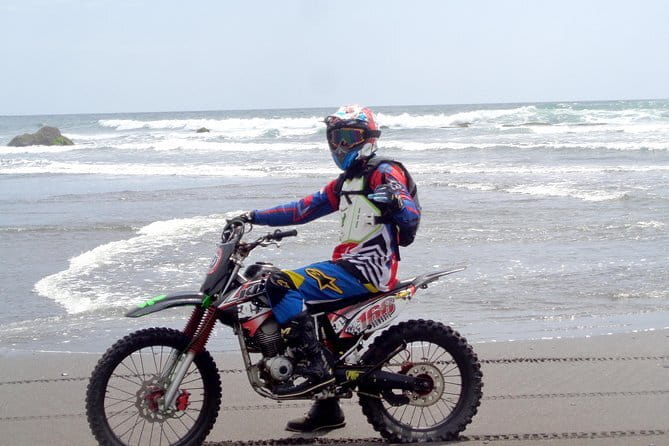 BEGINNER RIDE - Learn to ride and enjoy the sandy beach - Where this tour fits you best (and who might want a different plan)