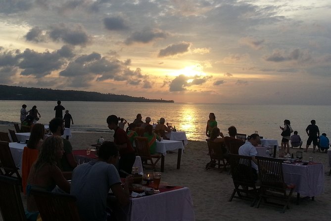 Best of Bali Tanah Lot & Uluwatu Temple Tour Package - Stop 3: Lumbung Sari Pecatu coffee plantation and local products
