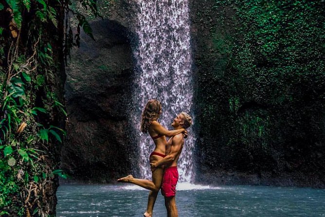 Best Of Ubud : One Day Hidden Waterfall Tour with Tempel - Tukad Cepung Waterfall: the “cave” approach that feels less crowded