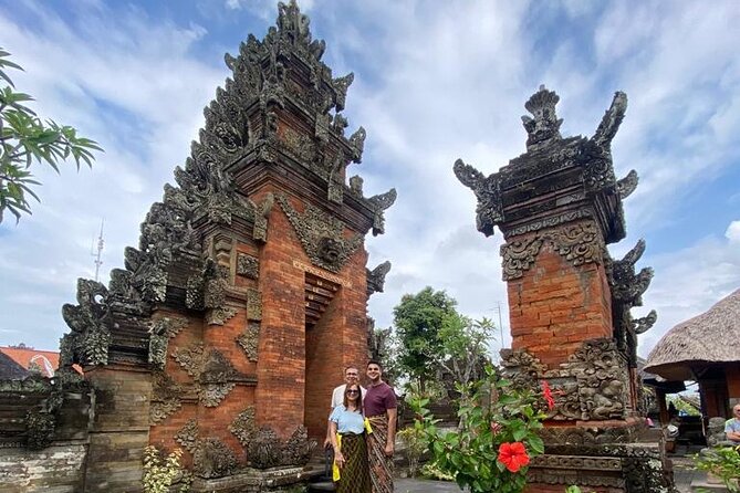 Best Of Ubud Private Day Tour With Local Guide - Stop 4: Tegenungan Waterfall for the Midday Wow (and the Time Check)