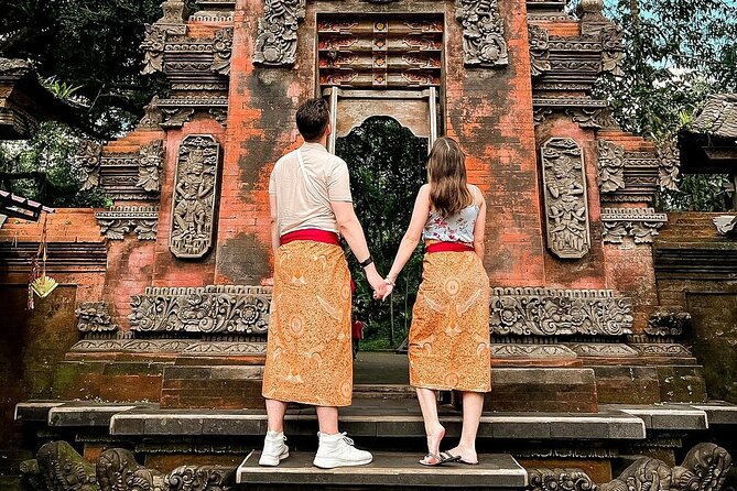 Best of Ubud Private Tour with Jungle Swing Experience - Stop 1: Puseh Batuan Temple and That Gate Photo