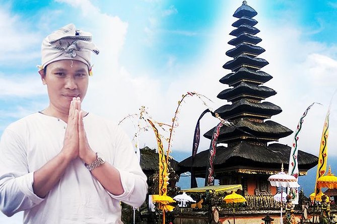 Best of Ubud Tour: Monkey Forest, Rice Terraces & Waterfall - Entering Ubud’s highlights: how this day is built