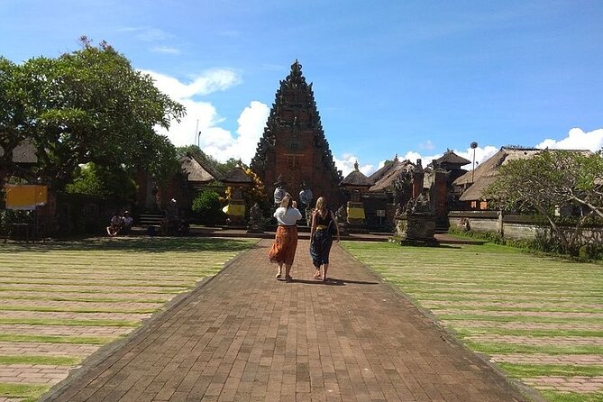 Best of Ubud - Ubud Tour Popular - All Inclusive - Stop 5: Ubud Art Market (Pasar Seni Ubud) for everyday Bali style