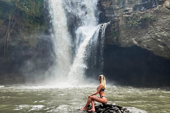 Best of Ubud Waterfalls, Tegalalang Rice Terrace & Jungle Swing - Tegalalang Rice Terrace for traditional farming views and a walk you’ll actually do