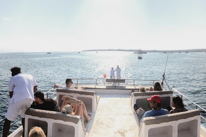 Blue Water Express Boat Transfer From Serangan Or Padang Bai To Lombok Or Vice Versa - The Review Signal: What the Score Suggests (and the Red Flag to Notice)