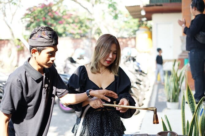 Celuk Bali Silver Class: Hands-On Silver Making Class - Meet the friendly team and expect hands-on attention