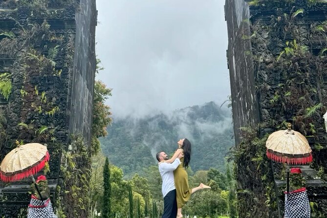 Celukan Bawang private North Bali Nature Tour - Brahma Arama Vihara Temple: culture and spirituality beyond the scenery