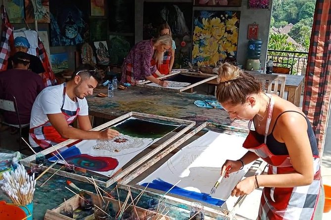 Crafting Heritage Batik Painting Workshops - Snacks, tea, and the small comfort wins