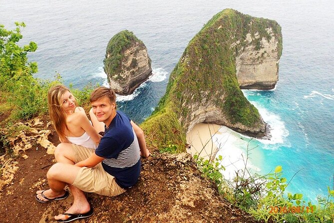 Day Tour Nusa Penida with Snorkeling - Stop 4: Karang Dawa viewpoint for Kelingking-area ocean drama