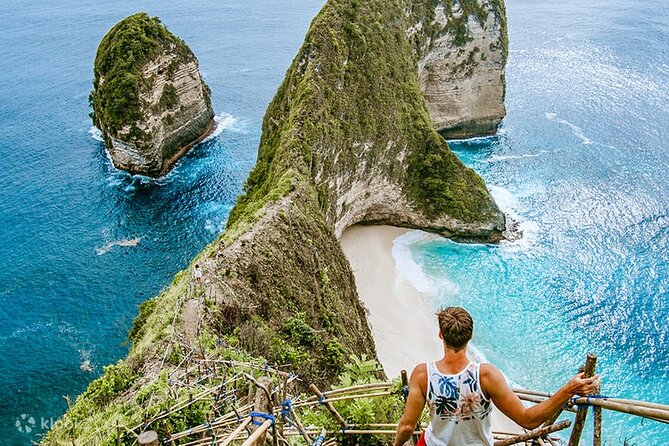 Day Trip to Nusa Penida with All Inclusive - Crystal Bay: sandy palms, snorkeling-friendly water, and a calmer vibe