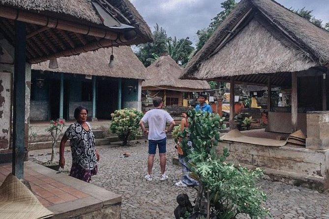 Day Trip: Ubud Monkey Forest, Rice Terrace, Temple and Waterfall - Getting there from Nusa Dua: what the door-to-door setup really means