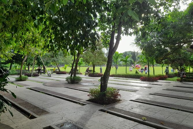 Denpasar City Tour - Weather, public holidays, and how your guide handles surprises