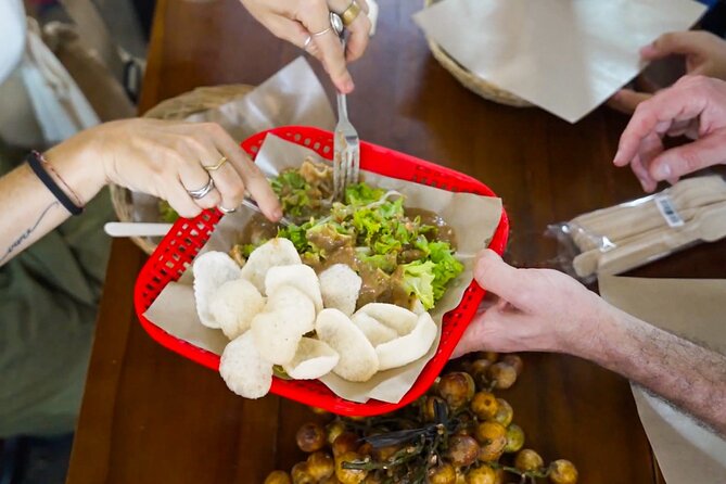 Denpasar Night Market Food Tour - The riverside picnic finish: where the tour slows down