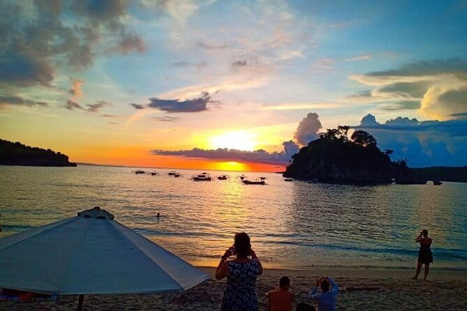 Discover the Enchanting Beauty of West Nusa Penida Private Tour - Kelingking Beach: The T-Rex Cliff and the Reality Check
