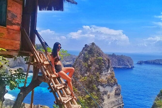 East Nusa Penida Small Group Tour: Atuh Beach & Diamond Beach – Full Day - Teletubbies Hill: rolling greens and easy photo time