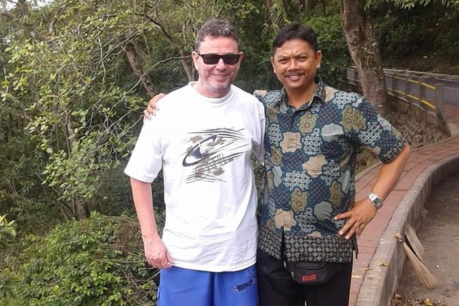 Experts Bali Driver : Best Bali Private Driver for Tour in Bali - Waterfalls, Coffee Plantations, and Batik Craft Time