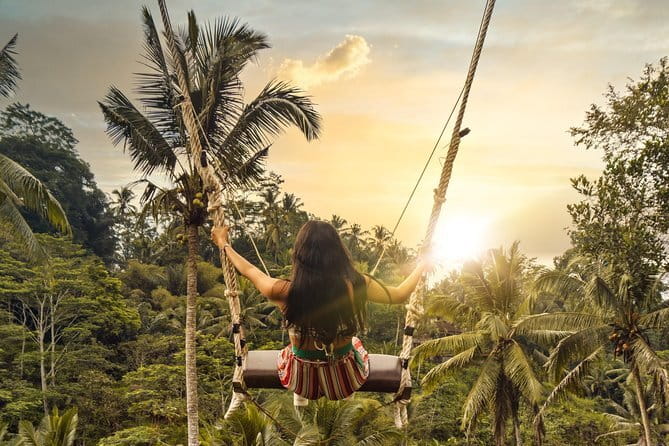 Exploring Bali in 3 Days: Discover Top Places in Bali - Day 3 in the south: GWK statue, Uluwatu temple, Kecak fire dance, Jimbaran seafood
