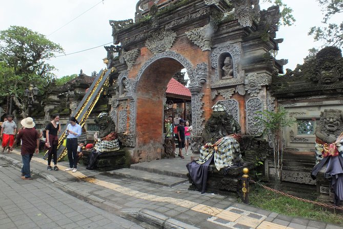 Famous Ubud villlage and Dance Tour with Rice Terrace And Waterfall Visit - Mas Village and wood carving time (Werochana Wood Carving)