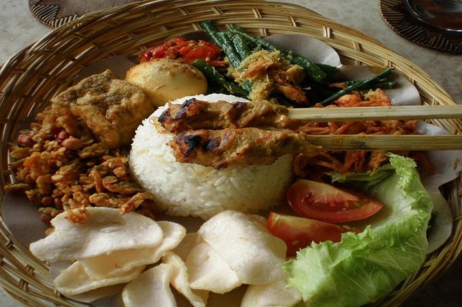 From Ubud : Ubud Balinese cooking class with Market tour - Cooking nine recipes without feeling lost