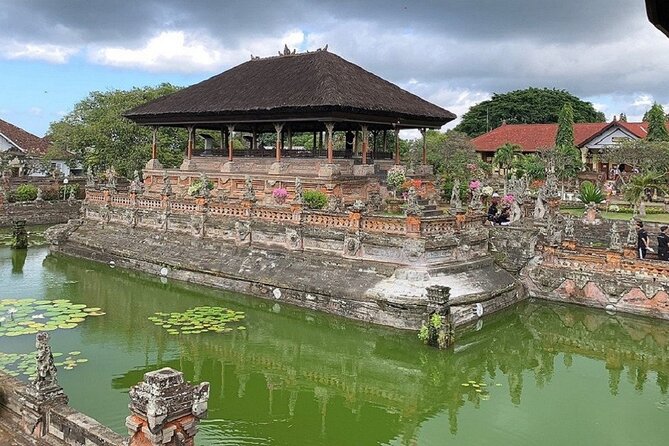 Full Day All Inclusive Besakih Holy Mother Temple Private Tour - Lunch with Indonesian comfort food: the break that keeps the day moving