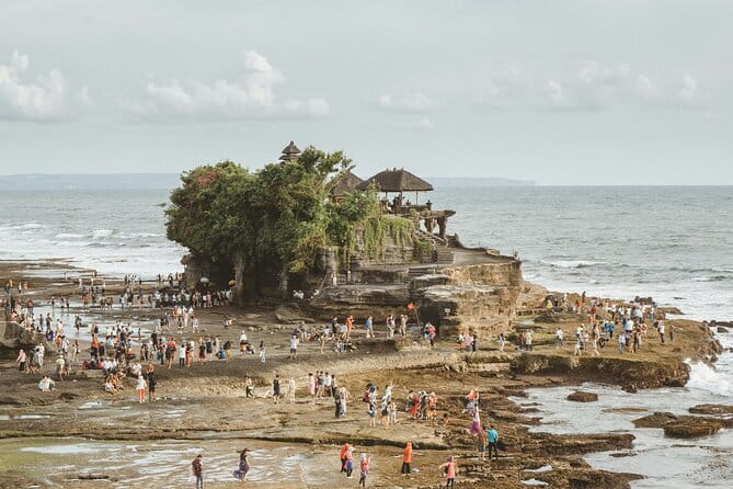Full Day All Inclusive Tanah Lot and Uluwatu Sunset Tour - Garuda Wisnu Kencana (GWK) Cultural Park: Big Grounds, Included Time
