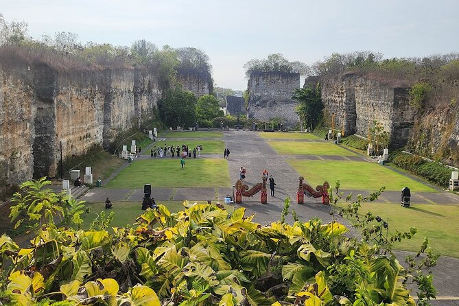 Full Day All Inclusive Uluwatu South Bali Private Tour - Stop 5: Kecak and Fire Dance near Uluwatu Temple
