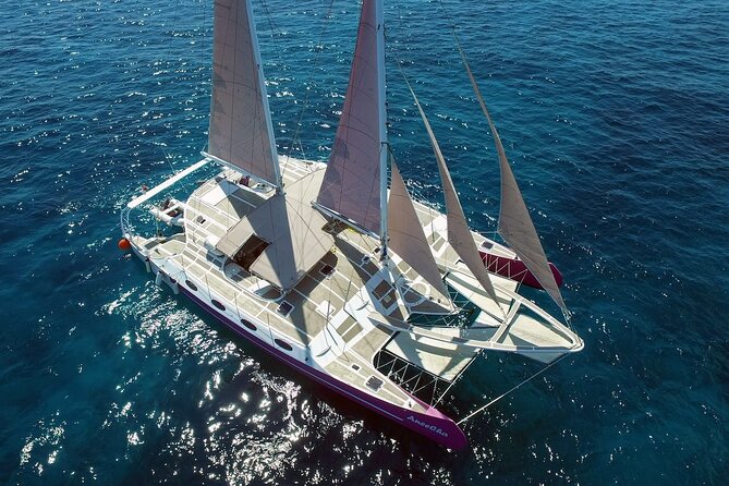 Full day Lembongan Island Catamaran Cruise with BBQ Lunch - BBQ Lunch, Breakfast, and Boat Snacks: The Meal Plan That Saves Your Day