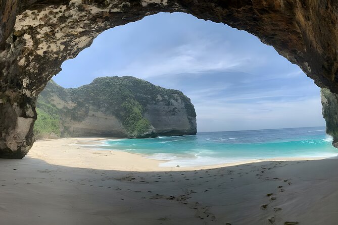 Full Day Nusa Penida Island Beach Tour From Bali - Kelingking / Paluang Cliff: the viewpoint platform and the low-tide choice