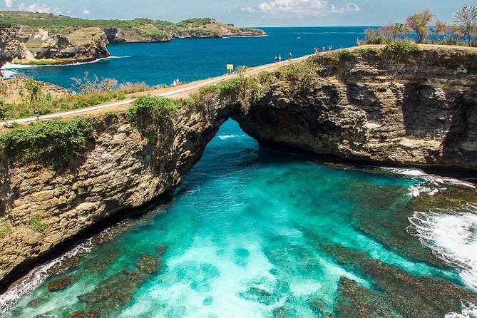 Full-Day Nusa Penida Island Private Tour with Local Guide - Kelingking Cliff: the best views, plus the most serious “photo positioning” time
