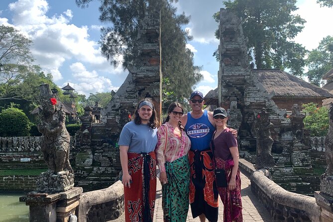 Full Day Tour Bedugul Sightseeing and Tanah Lot Temple - Handara Gate: quick photos at Bali’s most iconic entrance