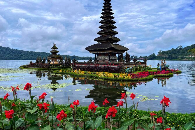 Full-Day Tour to Water Temples and UNESCO Rice Terraces in Bali - Stop 3: Luhur Batukaru’s volcano-slope serenity