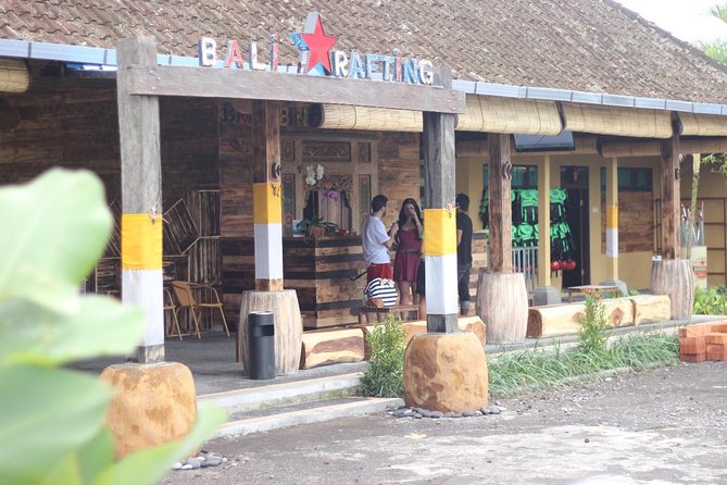 Full-Day Tour: White Water Rafting and Highlight of Ubud with All-inclusive - Little extras that make the day feel smoother