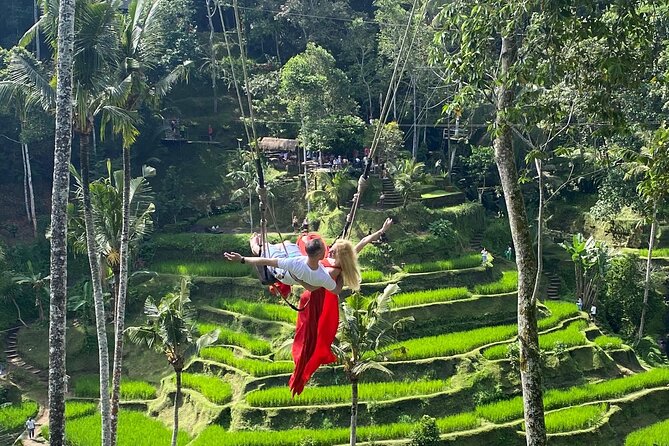 Full Day Ubud Custom Private Tour with Hotel Pickup - Tegalalang Rice Terraces: the iconic view, with time to actually enjoy it
