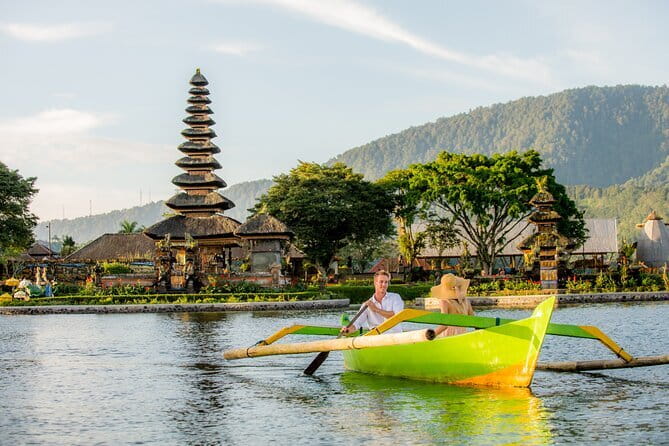 Full-day Ubud Private tour : Cultural Heritage - Mount Batur view at Kintamani: the volcano-and-lake moment