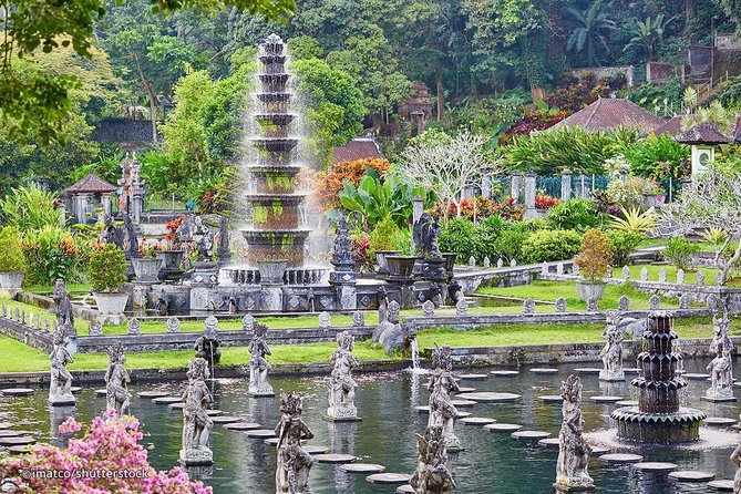 Gate Heaven of LEMPUYANG TEMPLE & East Bali Tours - Stop 4: Asah Hill (Bukit Asah) for ocean views above the coast