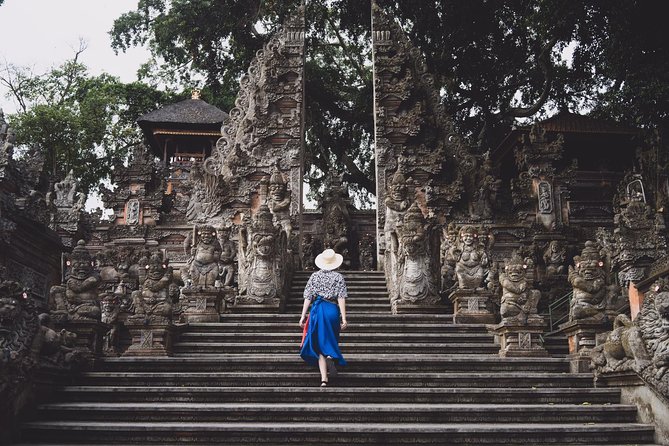 Gate of Heaven - Tirta Gangga Royal Water Palace - Tukad Cepung Waterfall - Getting There: Pickup, Air-Conditioned Comfort, and the Real Timing