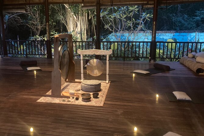 Gong Sound Healing on Nusa Lembongan, Bali - Group Size and Timing: How to Keep It Peaceful