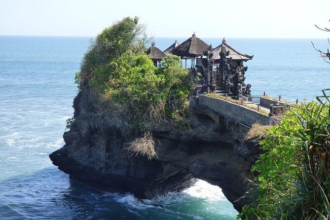 Half-Day Private Tanah Lot Sunset Tour - Hotel Pickup and Air-Conditioned Comfort from Ubud or South Bali