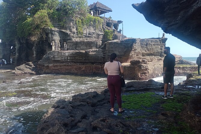 Half Day Tanah Lot Temple Private Guided Tour - Guide-as-photographer: getting group shots without chaos