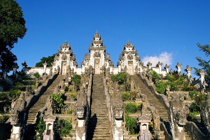 Heaven Gate (Lempuyang) - Tirta Gangga - FREE WIFI - Pickup day comfort: A/C transport plus Wi‑Fi on board